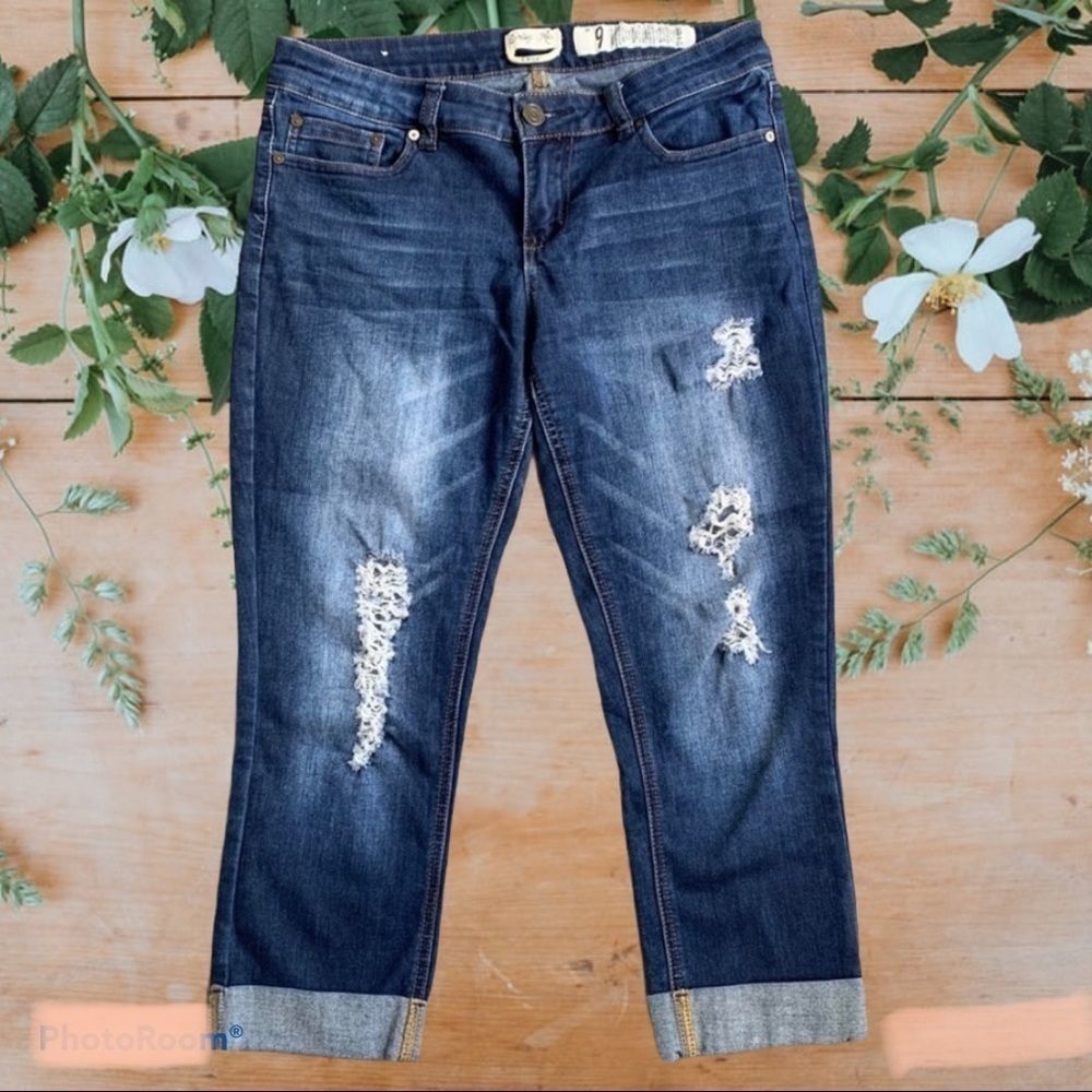 *SALE* EUC Indigo Rein Crop Womens Jeans CUTE!